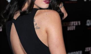 詹妮弗的肉体电影 詹妮弗的肉体电影