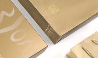 正方形丝巾的围法